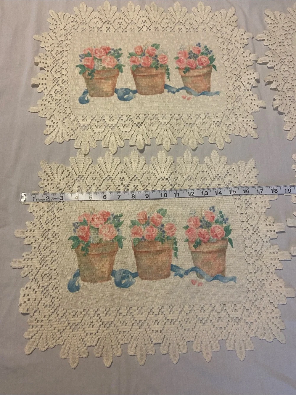 Set of 4 Floral Crochet Edge Placemats - Pink Rose Pots